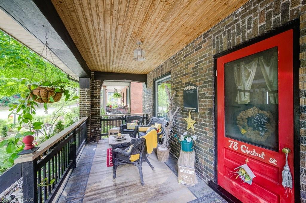78 Chestnut Street Property Photo 6