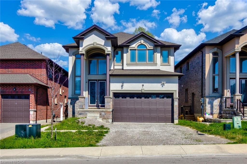 7 Chardonnay Street Property Photo 1