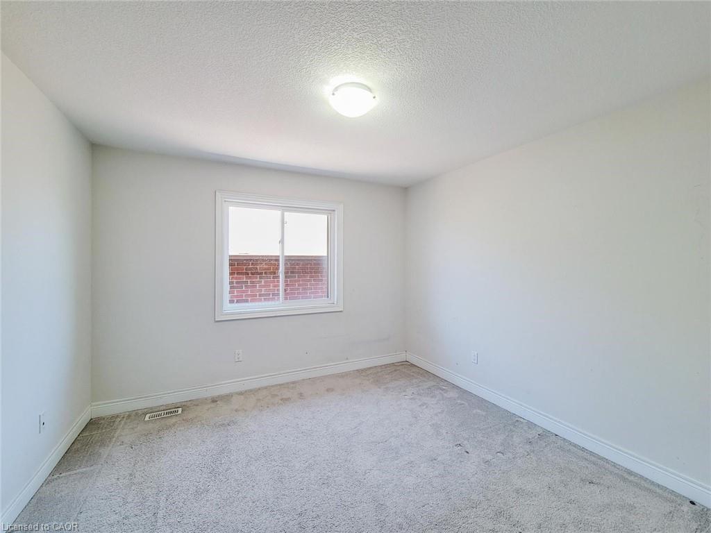 7 Chardonnay Street Property Photo 31