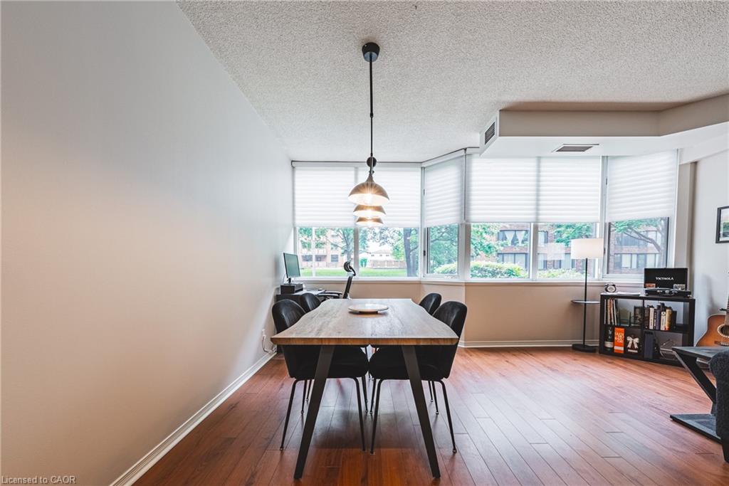 103-180 Limeridge Road W Property Photo 7
