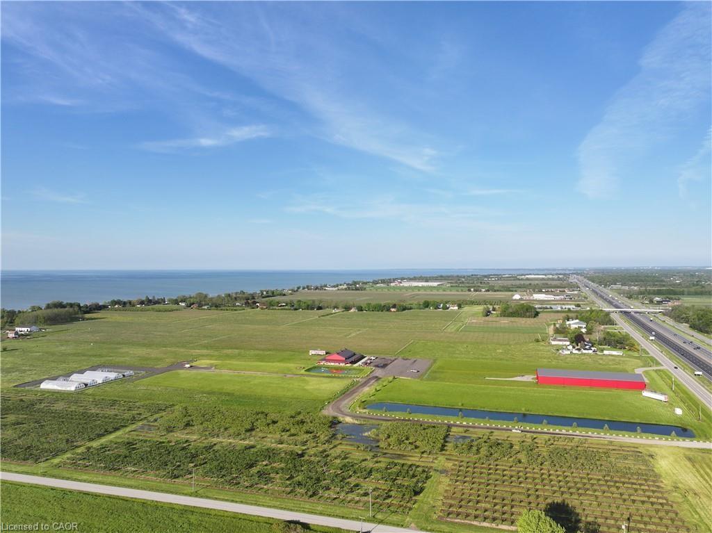 4581 Service Road N Property Photo 15