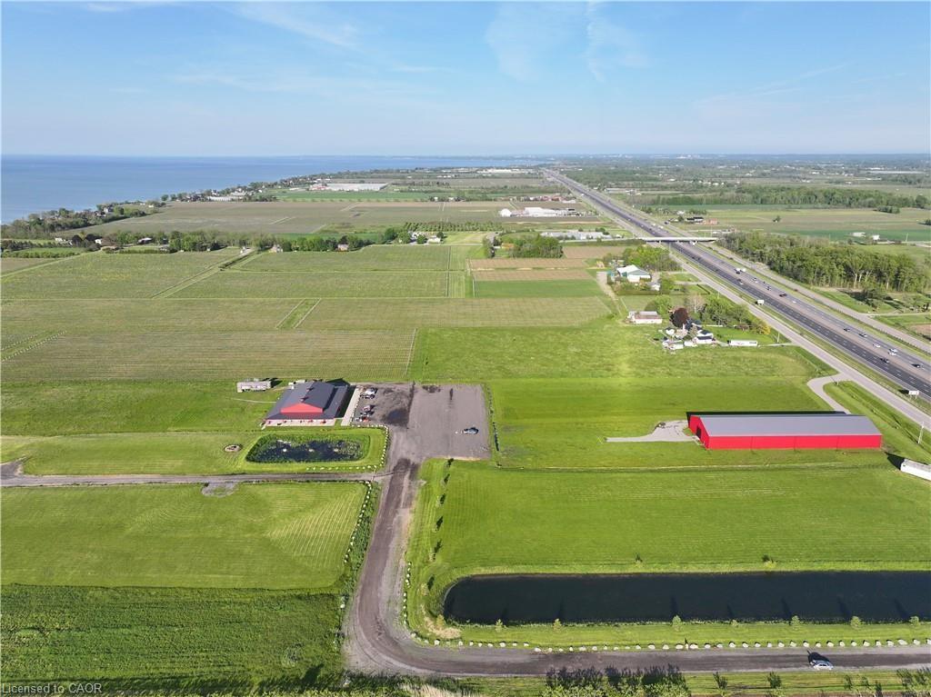 4581 Service Road N Property Photo 17