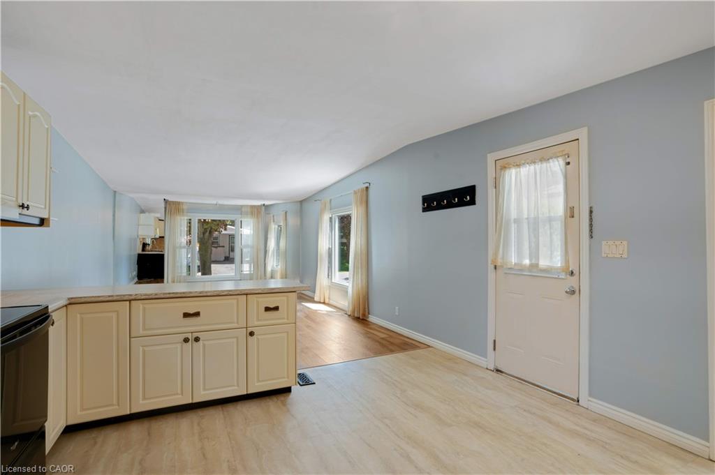 120 Maple Crescent Property Photo 11
