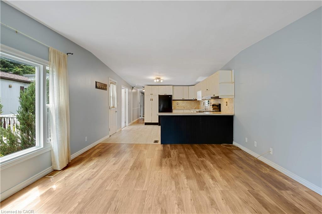 120 Maple Crescent Property Photo 15
