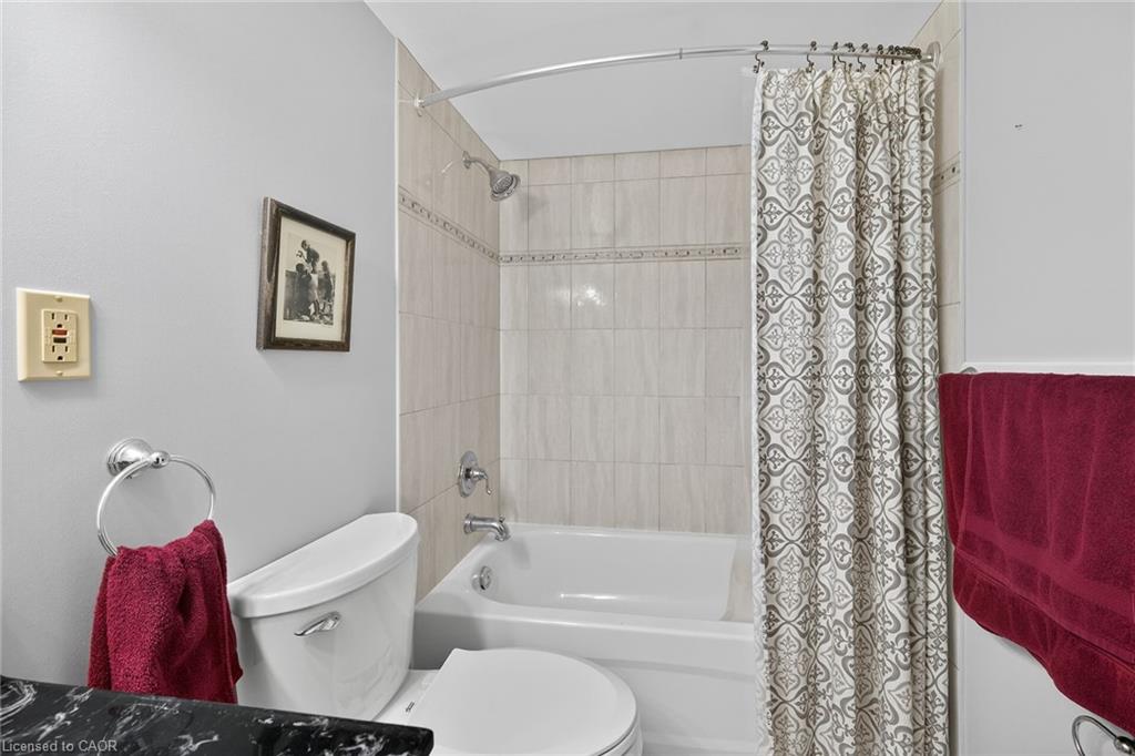 101-700 Dynes Road Property Photo 17