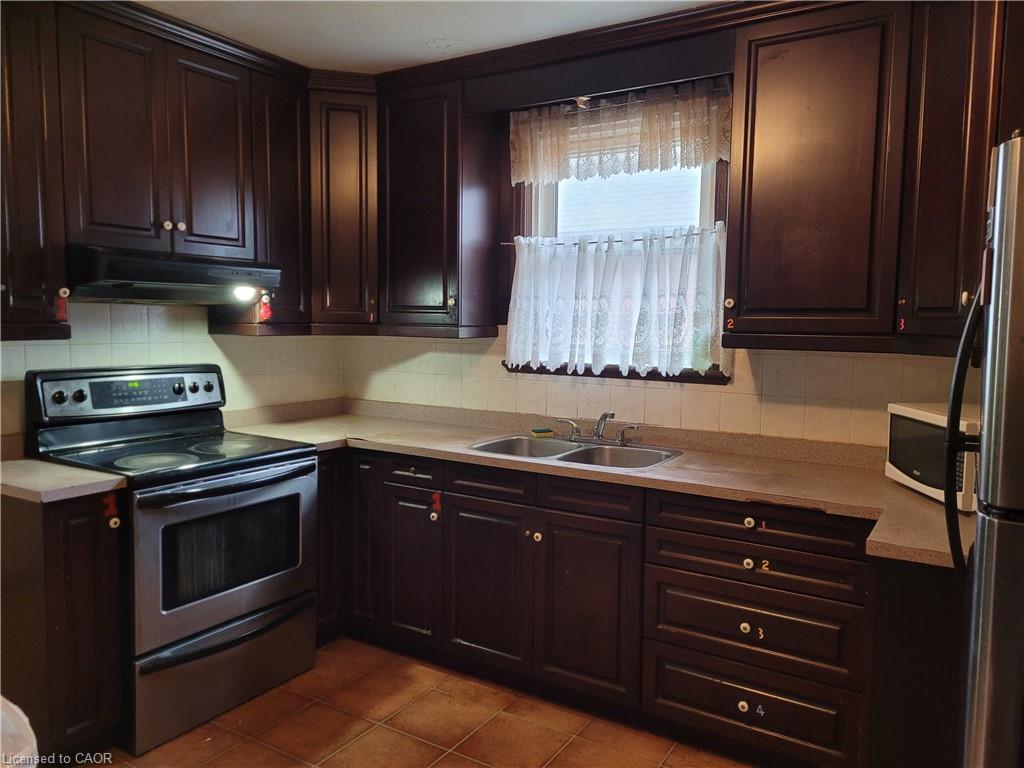 49 West 3rd Street Property Photo 3