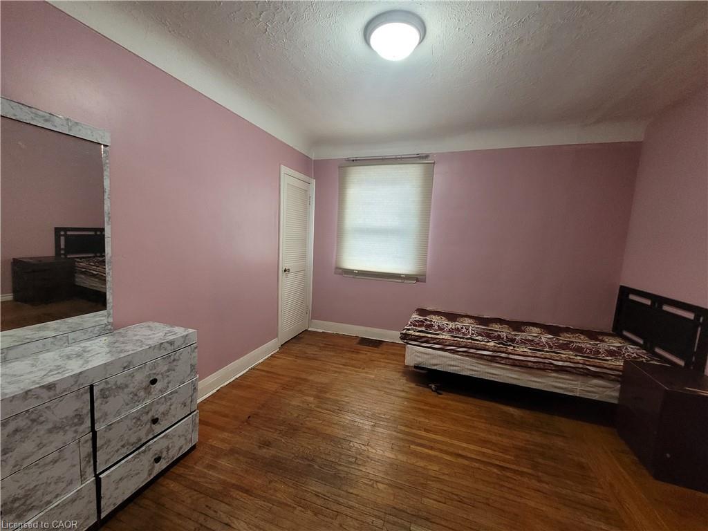 49 West 3rd Street Property Photo 10