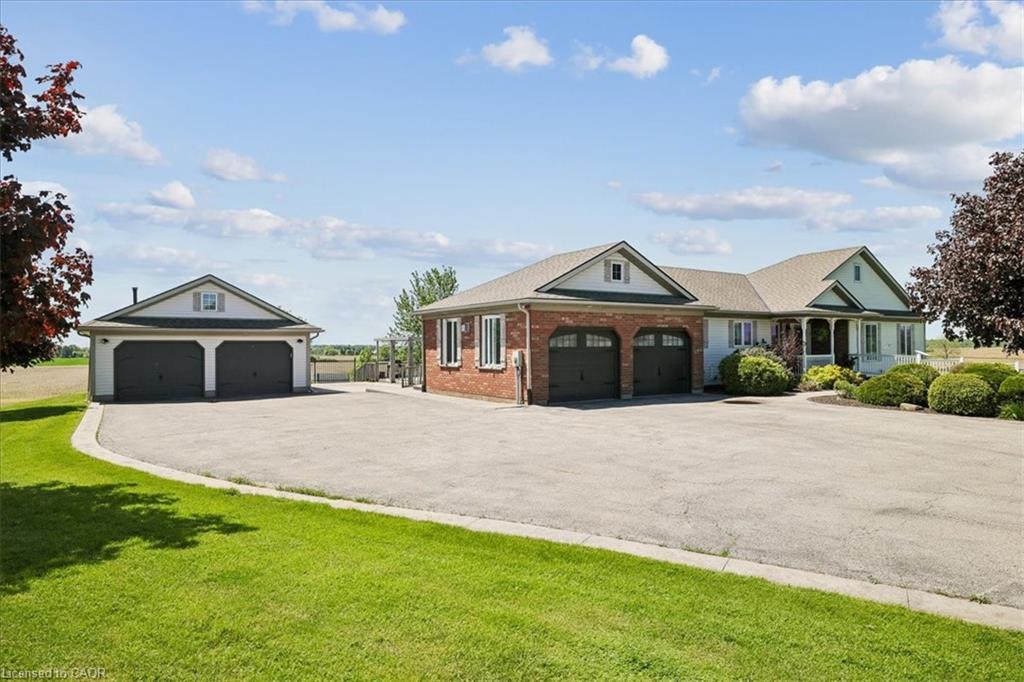 5410 Philp Road Property Photo 4