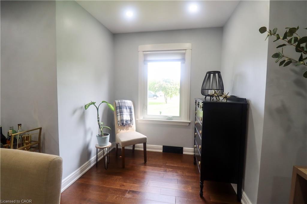 1429 Highway No 8 Property Photo 8