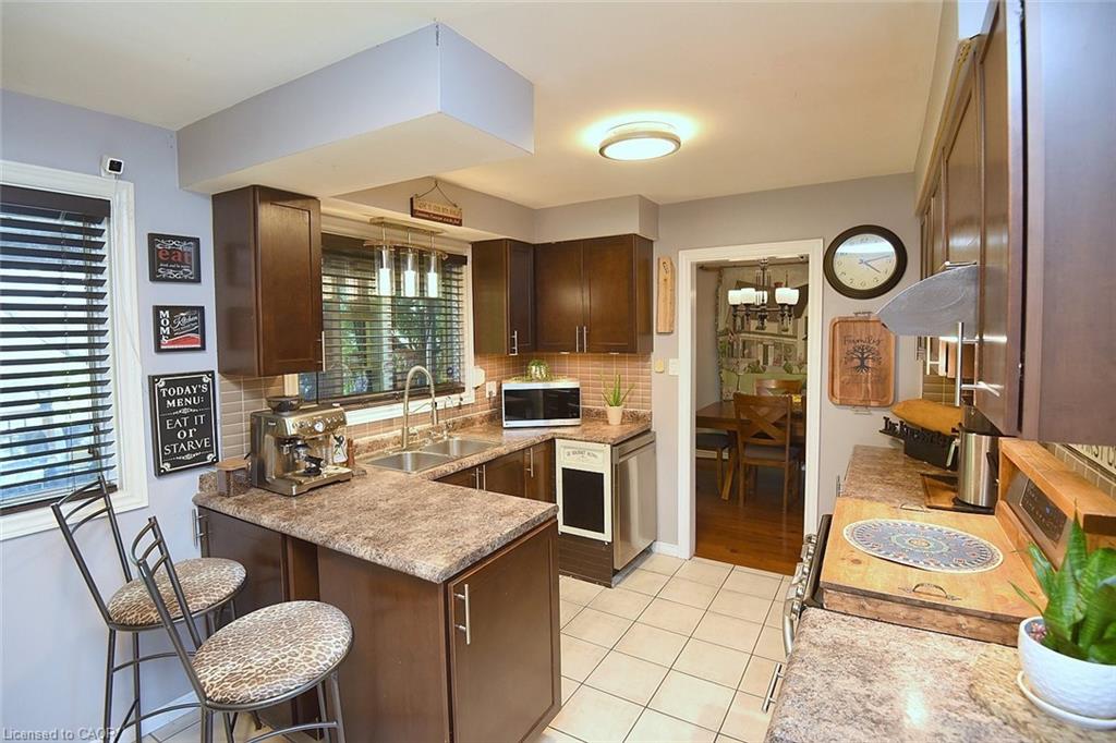 18 Dennis Avenue Property Photo 6