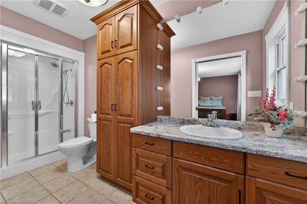 136 Mountain Street Property Photo 32