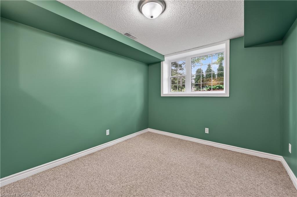 136 Mountain Street Property Photo 36
