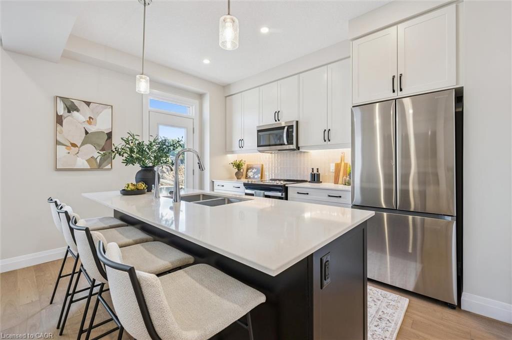 127 Catherine Street Property Photo 2