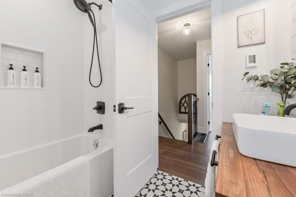 245 Geddes Street Property Photo 29