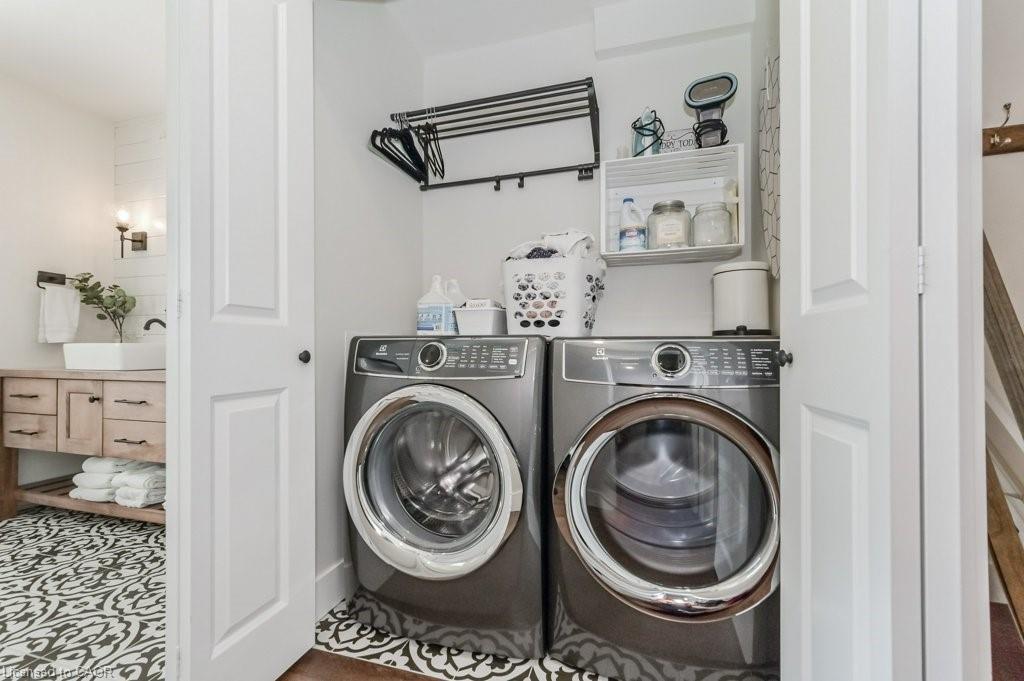 245 Geddes Street Property Photo 35