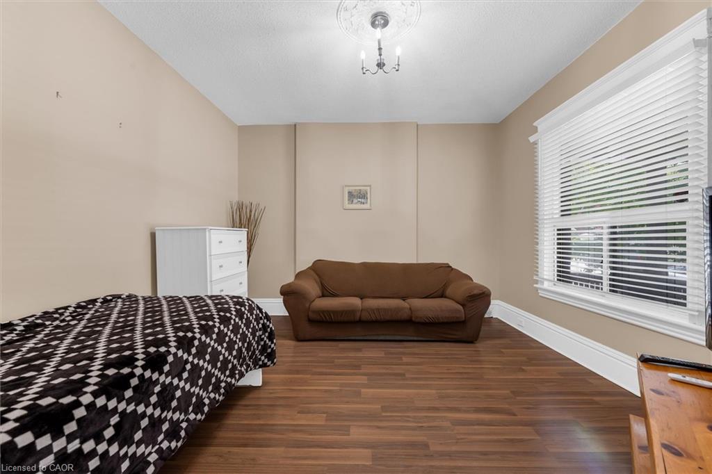 205 Ferguson Avenue S Property Photo 2