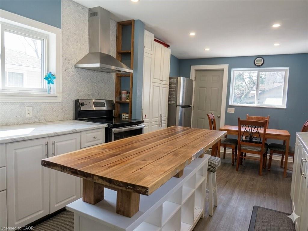 54 Edinburgh Avenue Property Photo 3
