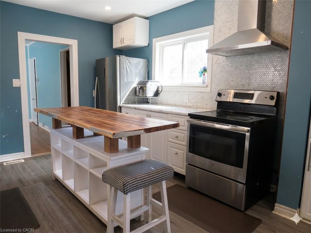 54 Edinburgh Avenue Property Photo 4