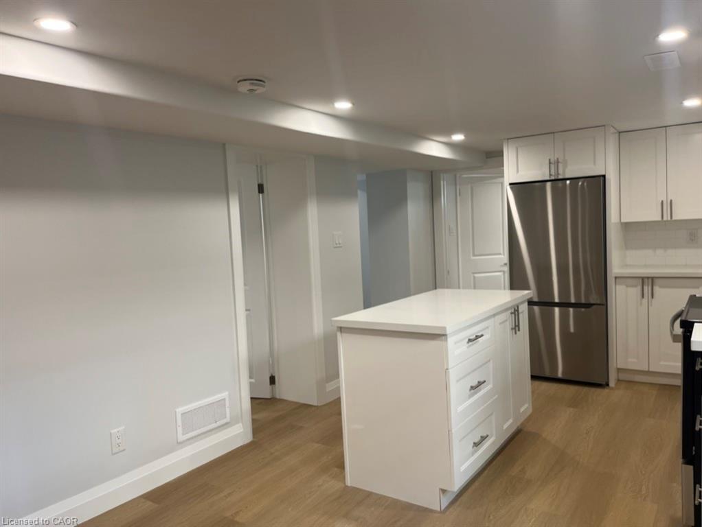 2-206 Kenneth Avenue Property Photo 4
