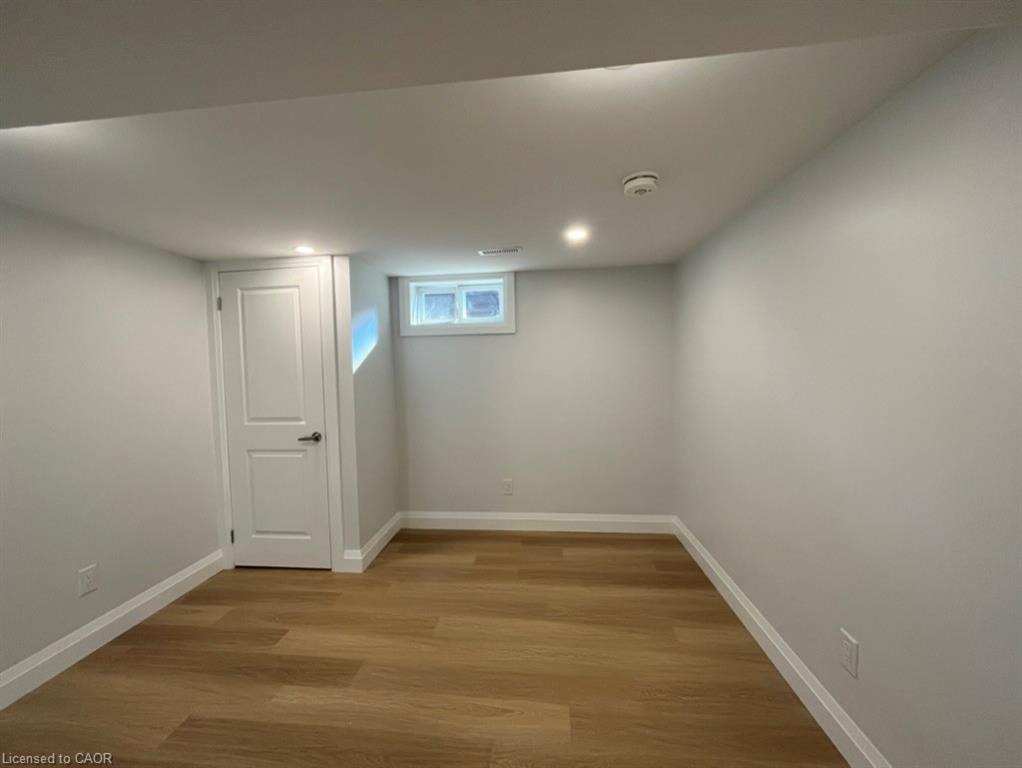 2-206 Kenneth Avenue Property Photo 8
