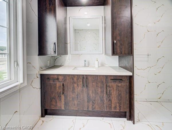 55 Isaiah Drive Property Photo 32