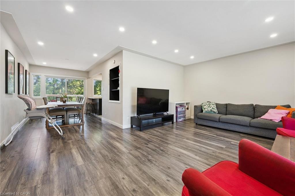 134 Westmount Road E Property Photo 6