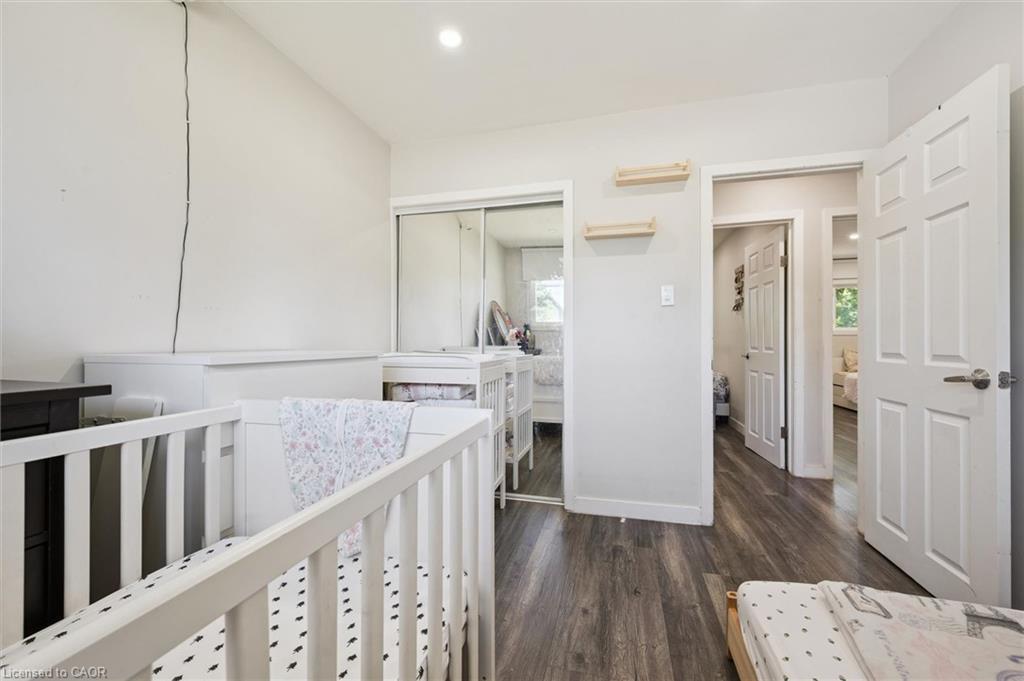 134 Westmount Road E Property Photo 13