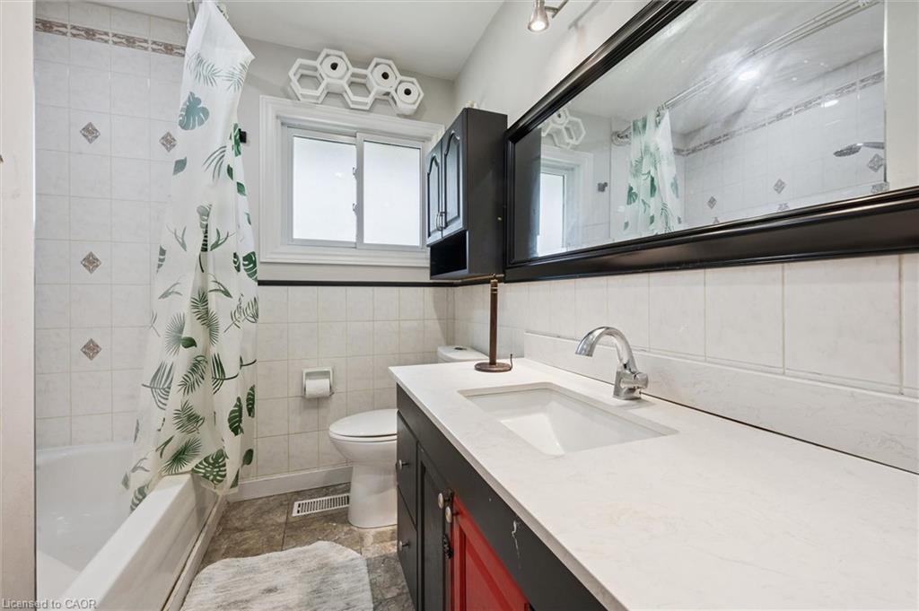 134 Westmount Road E Property Photo 18