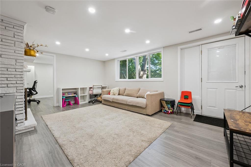134 Westmount Road E Property Photo 19