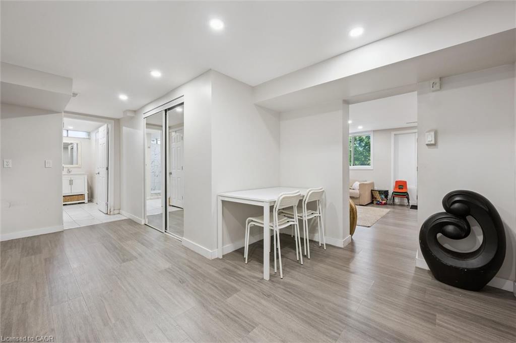 134 Westmount Road E Property Photo 27