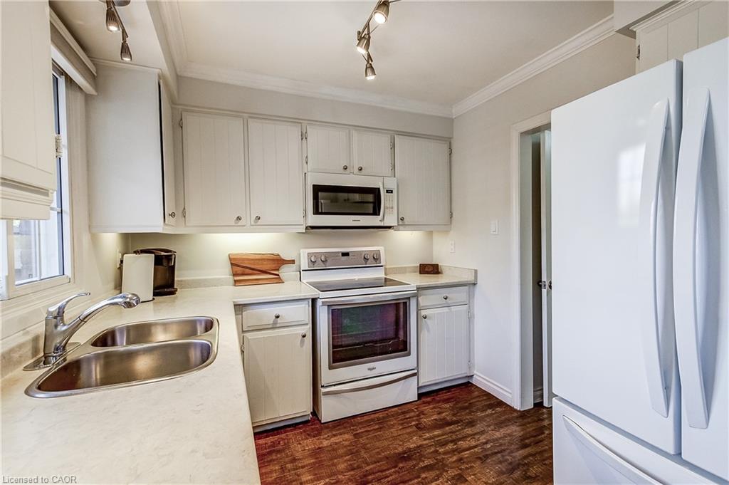 1-567 Guelph Line Property Photo 16