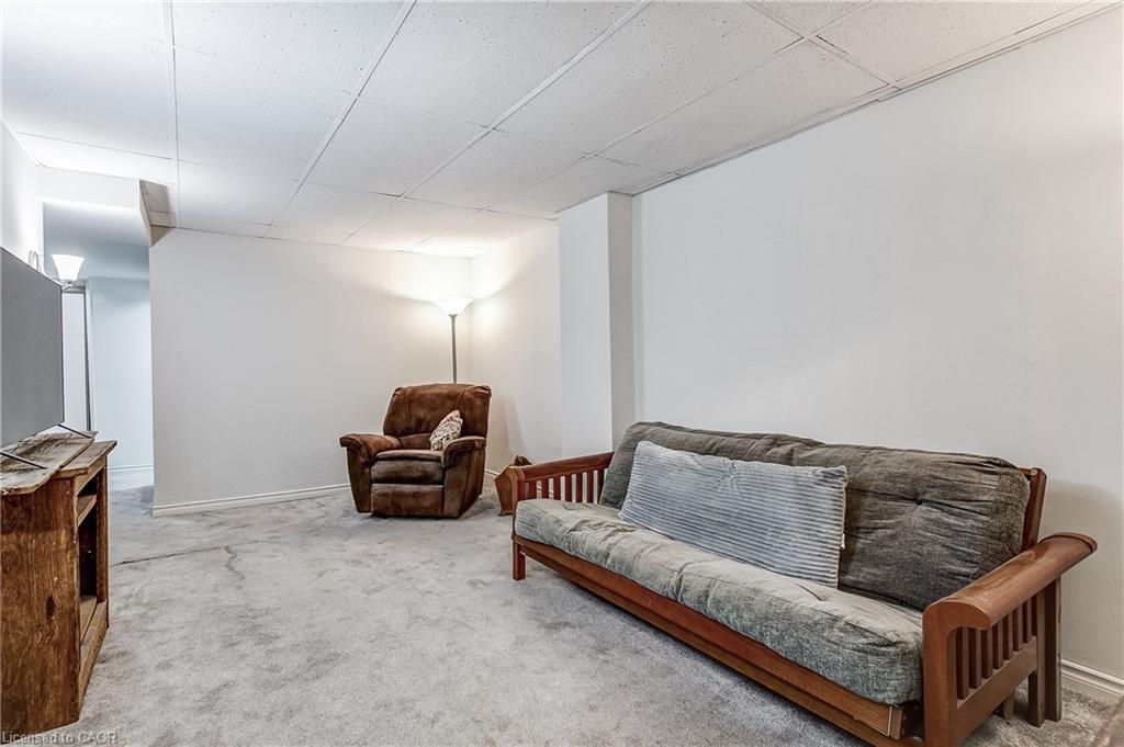1-567 Guelph Line Property Photo 32