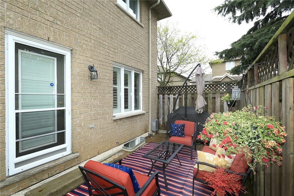 19 - 100 Vineberg Drive Property Photo 36