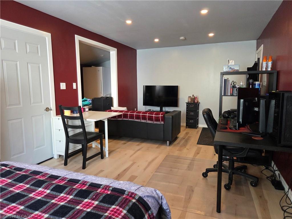 112 Indian Road Property Photo 34