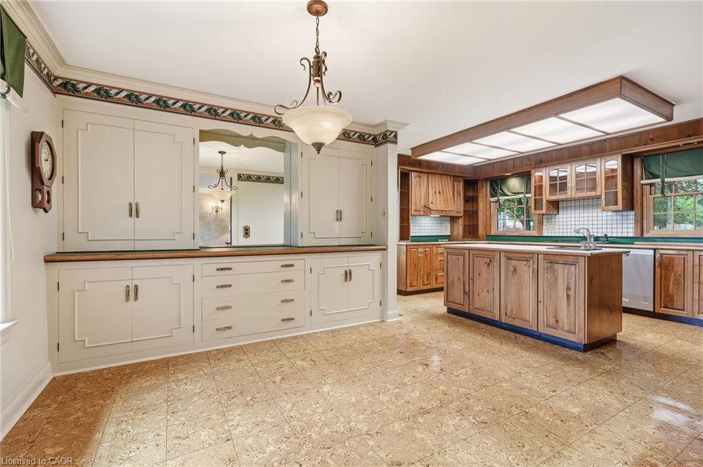 364 Shoreview Road Property Photo 9
