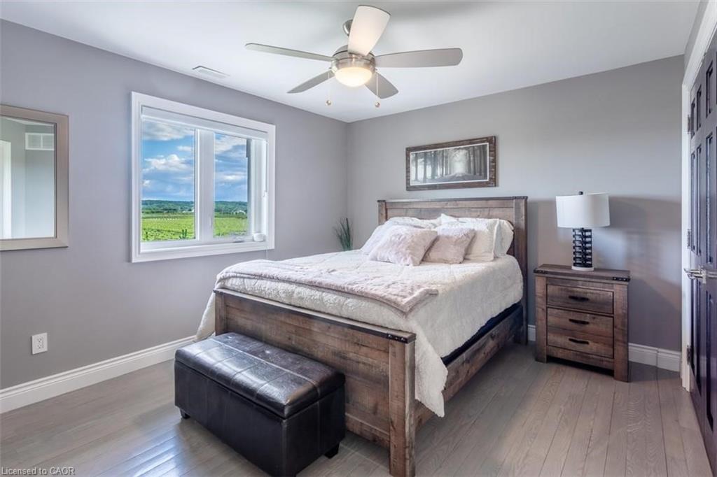 4939 Thirty Road N Property Photo 15