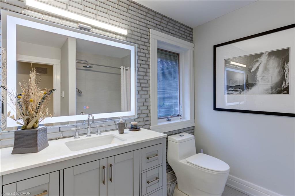 14 James Court Property Photo 16