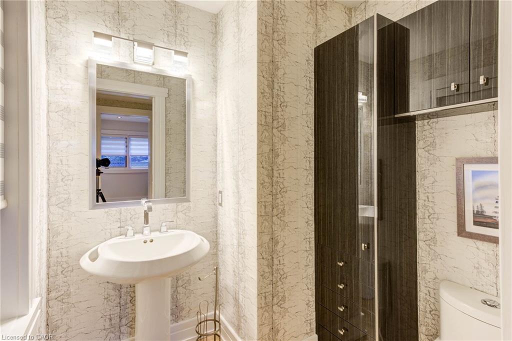 14 James Court Property Photo 18