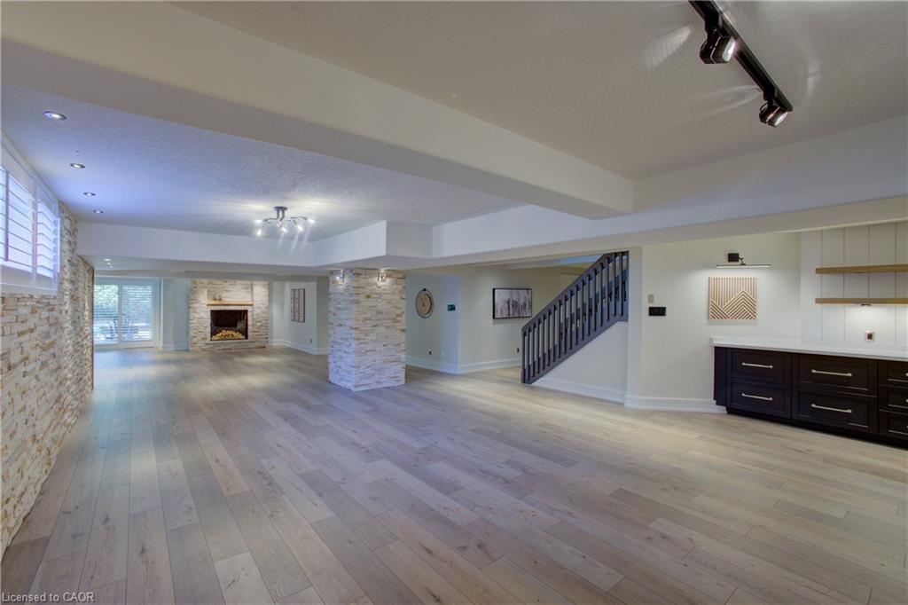 14 James Court Property Photo 23