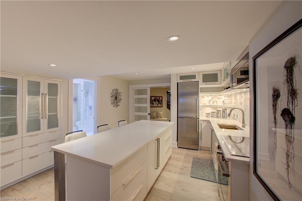 14 James Court Property Photo 28