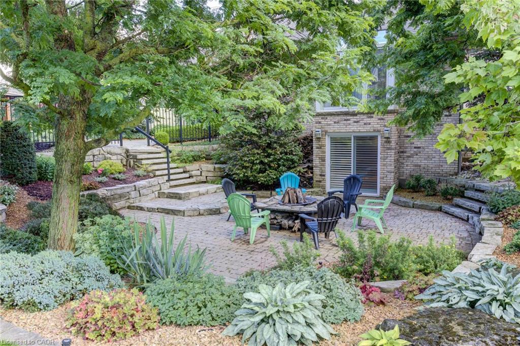 14 James Court Property Photo 35