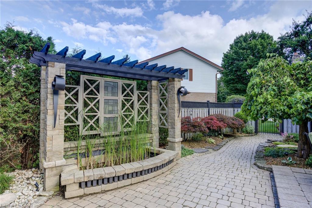 14 James Court Property Photo 40