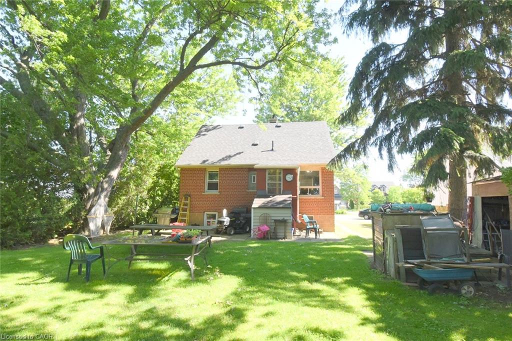 7381 Airport Road E Property Photo 25