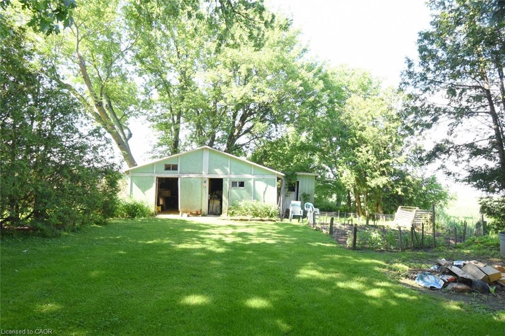 7381 Airport Road E Property Photo 27