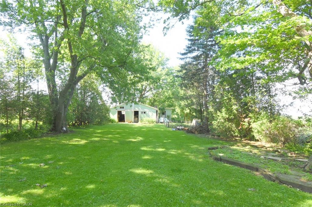 7381 Airport Road E Property Photo 28