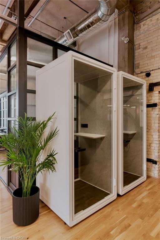 14 Erb Street W Property Photo 7