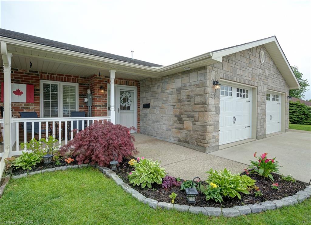 51 Devon Drive Property Photo 4