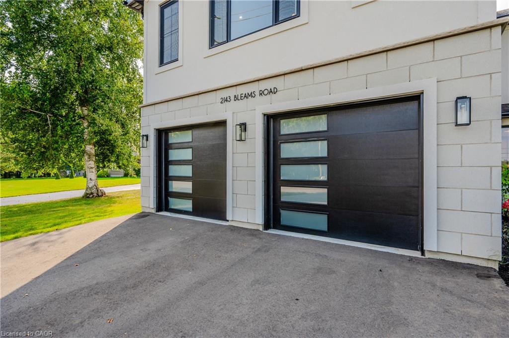 2143 Bleams Road Property Photo 2