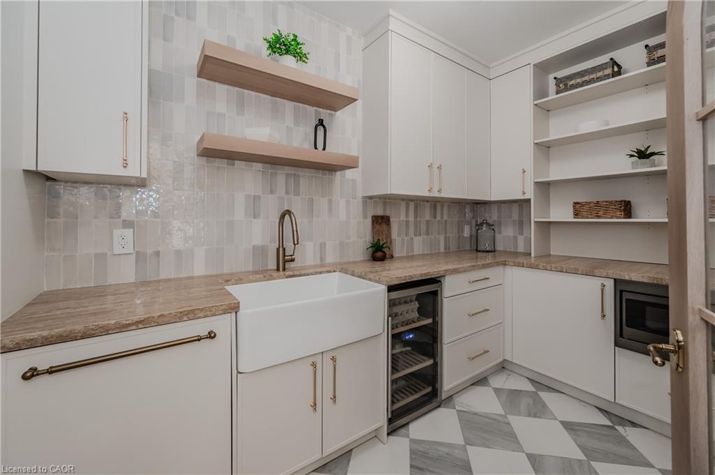 2143 Bleams Road Property Photo 14