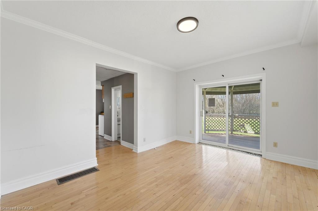 73 River Road Property Photo 10